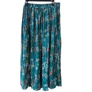 Requirements Women’s Boho Rayon Crinkled Boho Skirt. Pullon Elastic. Size L
